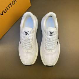 Picture of Louis Vuitton Shoes _SKULVsz38-45hnh080217428